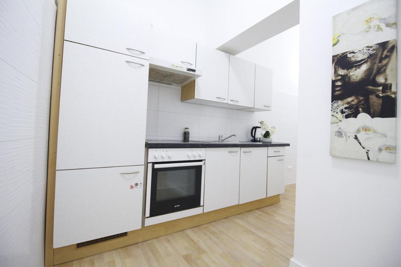 Comfort Triple Room Th Βιέννη Εξωτερικό φωτογραφία